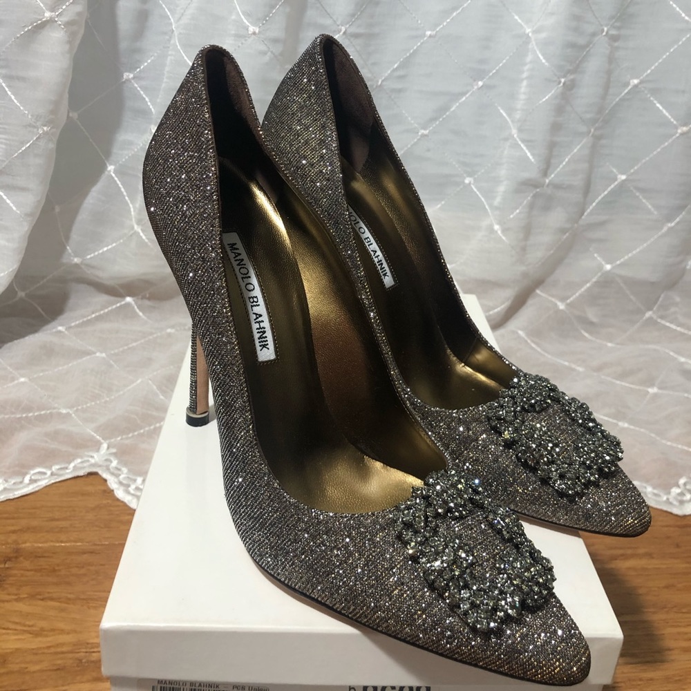 ❌SOLD❌Manolo Blahnik Hangisi Crystal Pump 115mm